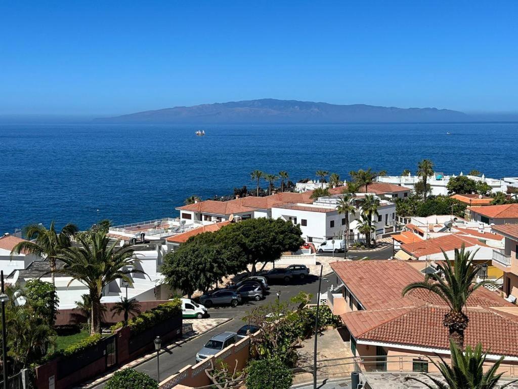 Volcano Beach Views & Wifi Puerto de Santiago  Exterior photo